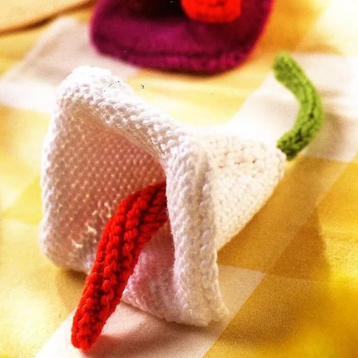 Twenty to Make Knitted Flowers