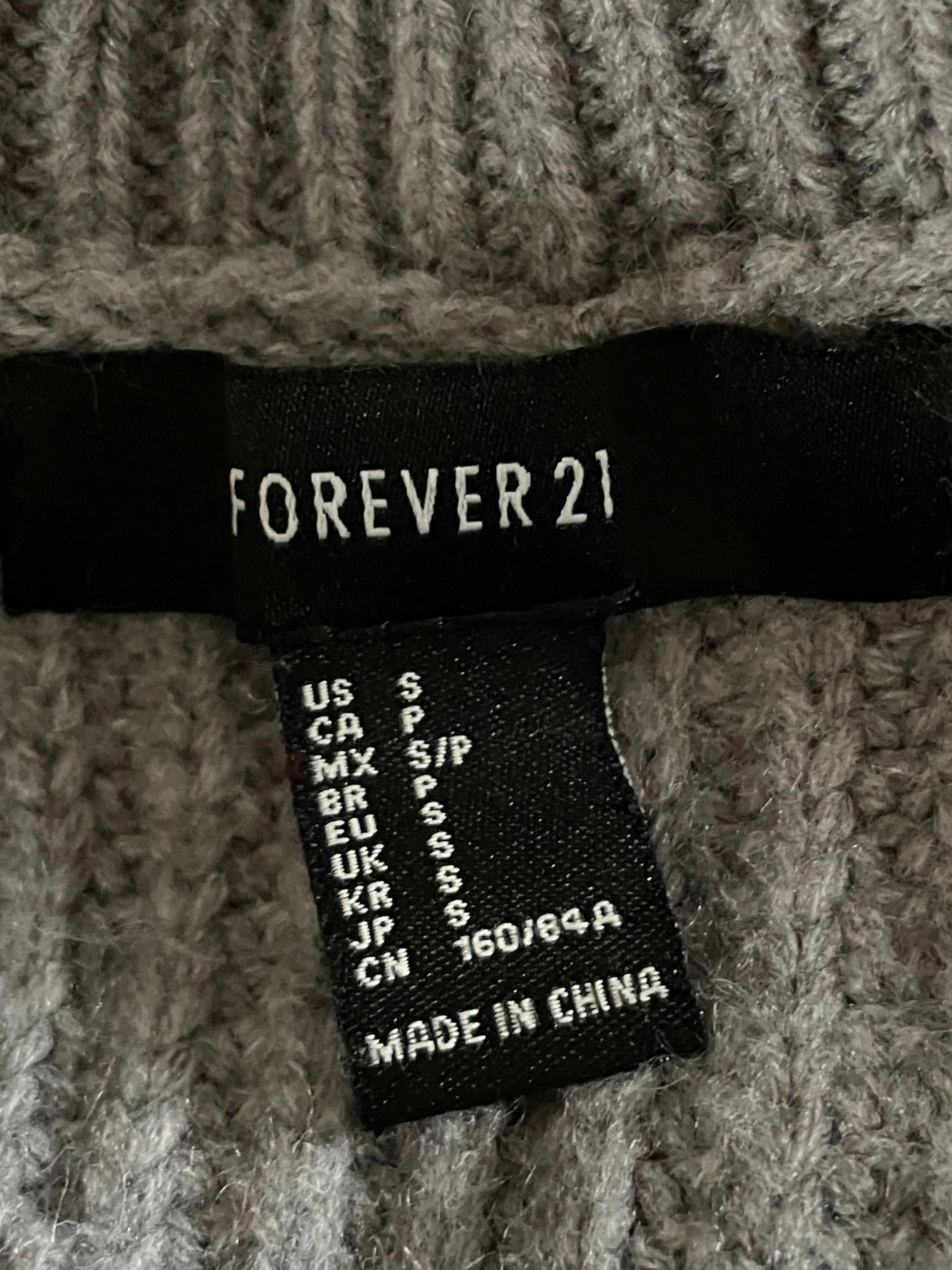 Womens Juniors Small Heather Gray Forever 21 Cable Knit Sweater Long Sleeve Cropped